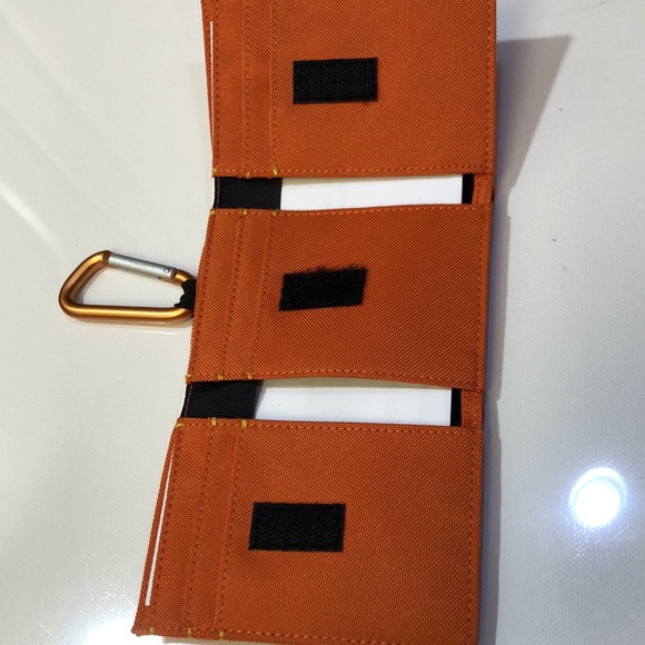 Columbia Nylon Triple Fold Wallet/ Card Holder NWOT - Picture 7 of 10